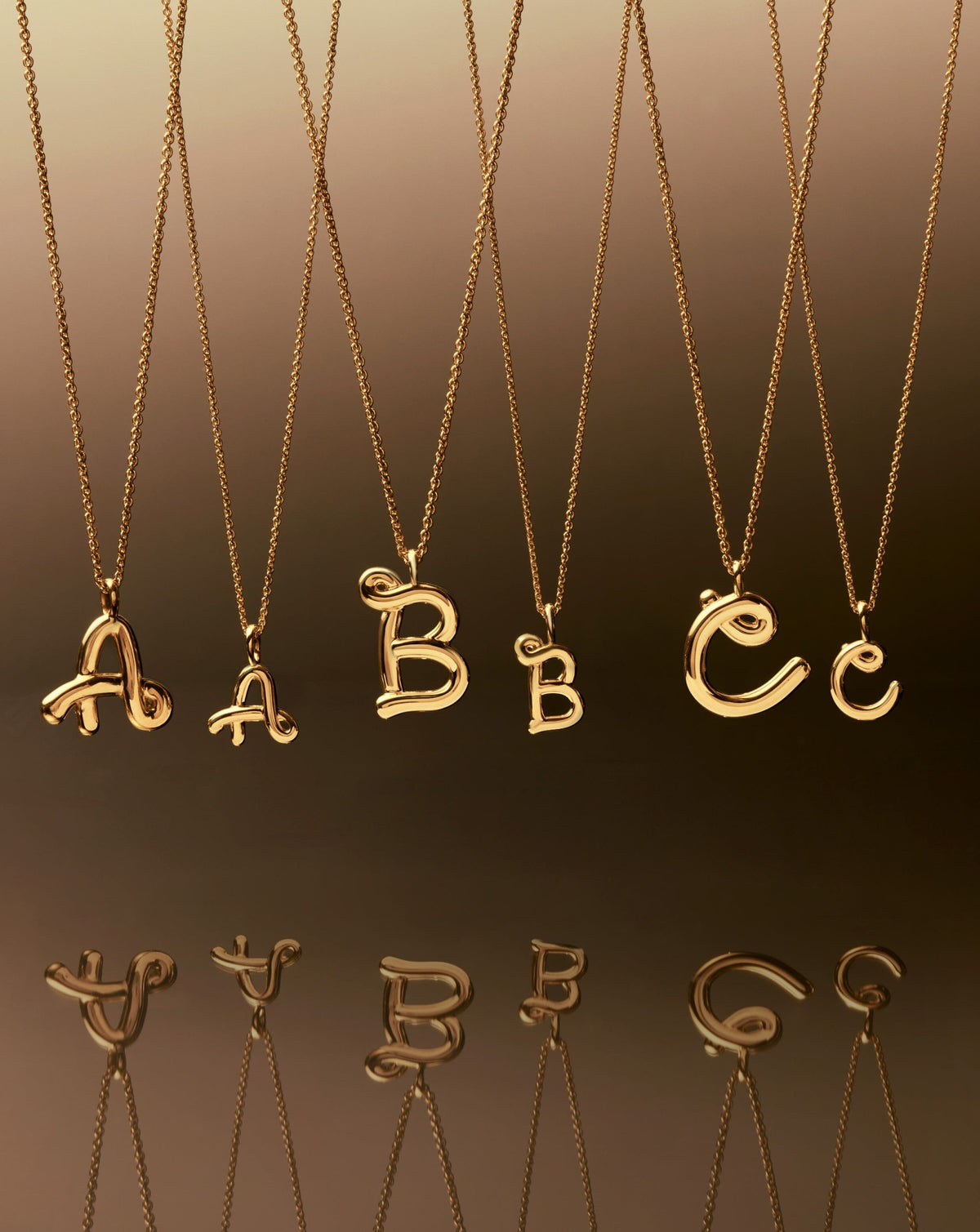 Curly Molten Mini Initial Necklace - C |18k Gold Vermeil