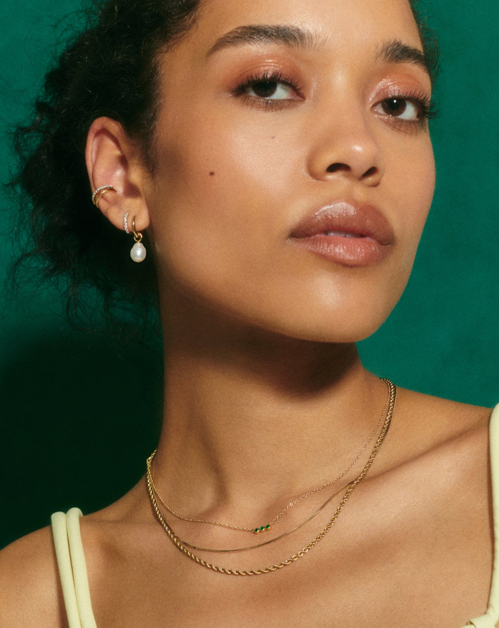 Solid Gold Emerald Solitaire Trio Necklace