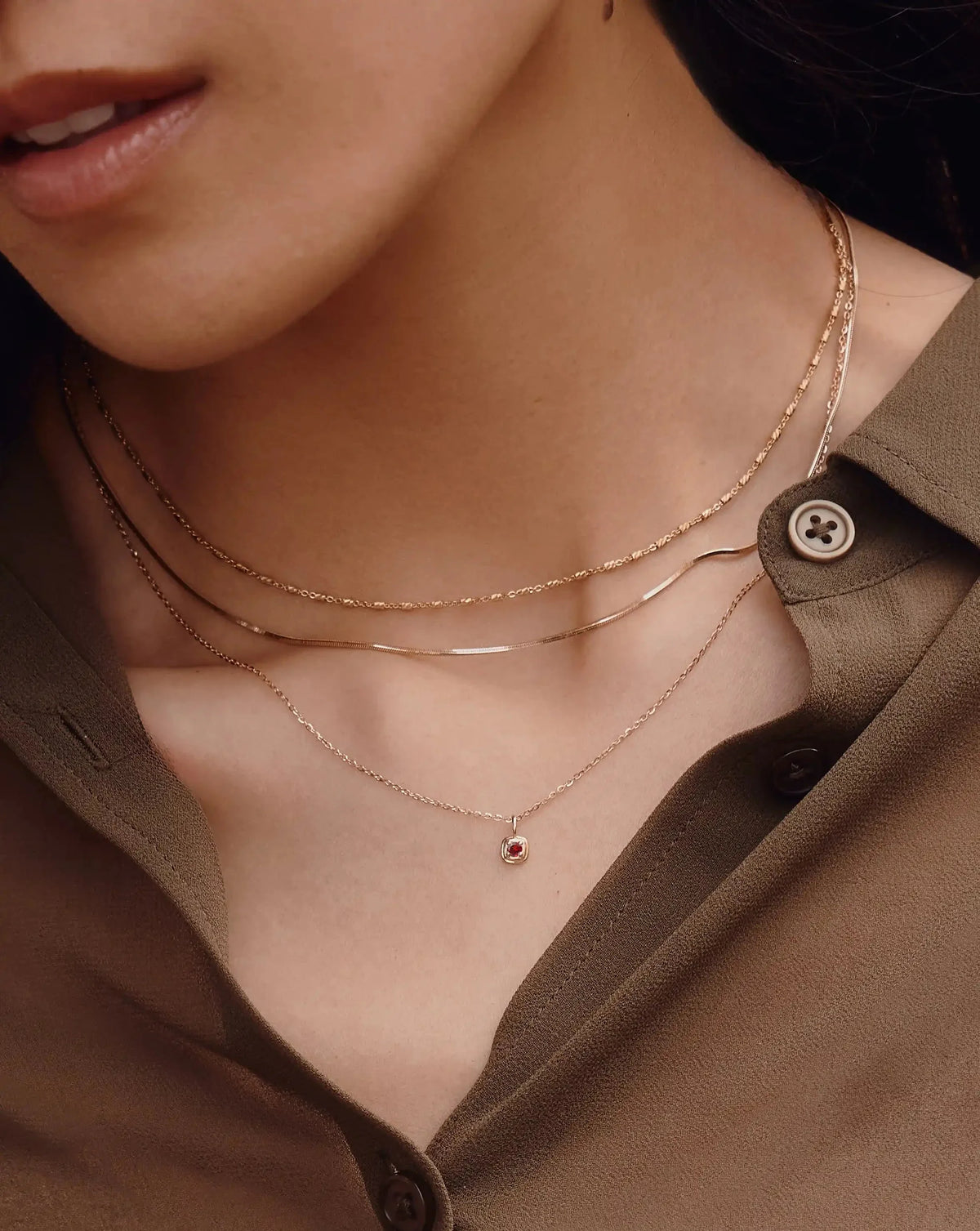 Solid Gold January Birthstone Pendant Necklace | 14k Solid Gold/Garnet