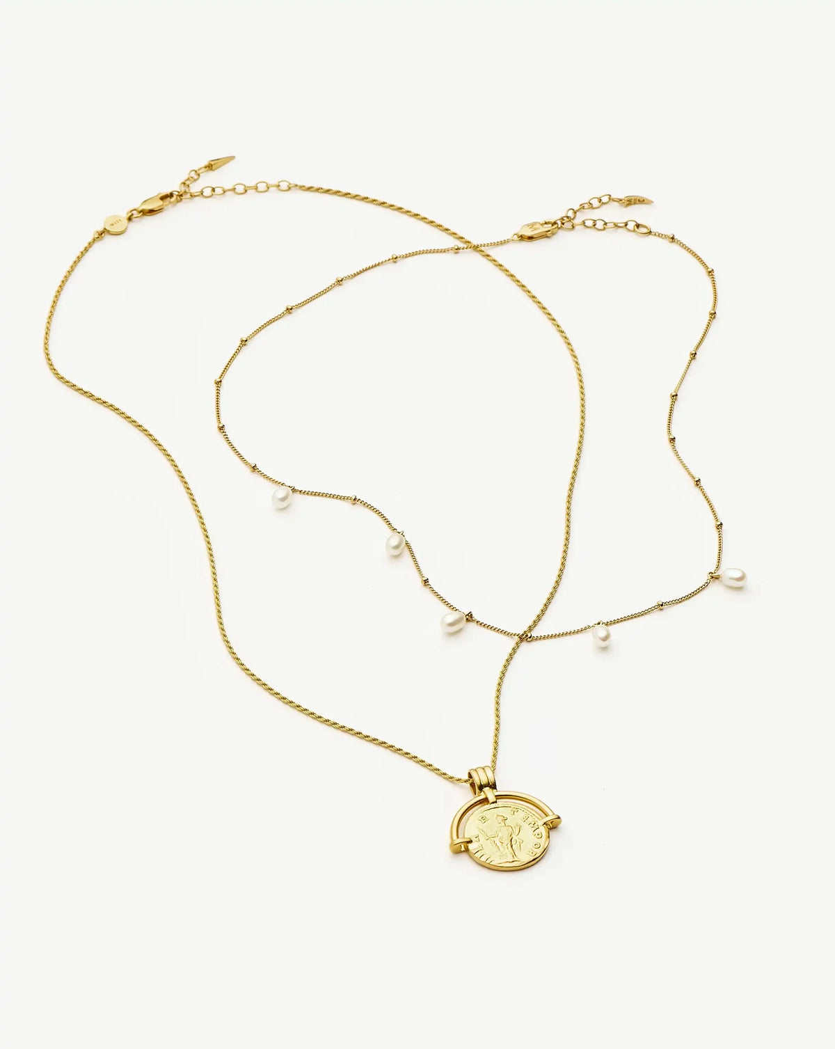 The Signature Pearl Necklace Set